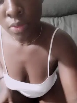 Cam4 Free Porn Cam of chocolate261