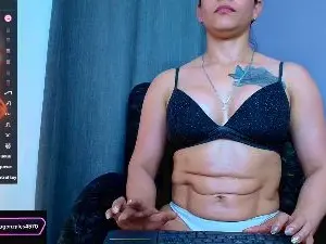Cam4 Live Porn of Esperancita4570