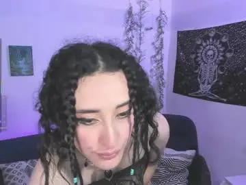 Chaturbate Nude Webcam of evee_uwu