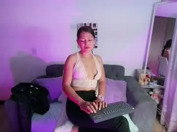 Chaturbate Live Sex Cam of renataj