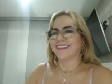 Chaturbate Sex Chat of angelinna_12