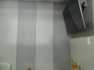 Chaturbate Best live sex cam show of angelinna_12