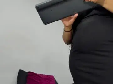 Chaturbate Live Sex Cam of selene_moon12