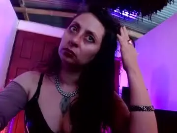 Chaturbate Sex Cam of serena_xyz