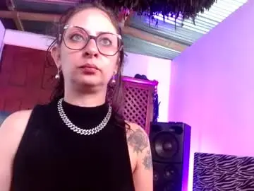 Chaturbate Best live sex cam show of serena_xyz
