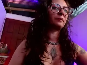 Chaturbate Live Porn of serena_xyz
