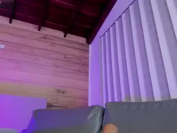 Chaturbate Live Sex Cam of ammyscott1