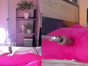 Chaturbate Best live sex cam show of cinnamon_afrodit