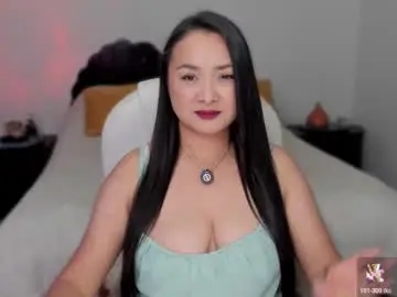 Chaturbate Best live sex cam show of emilydolshe2