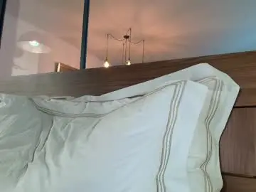 Chaturbate Live Porn of milla_bella