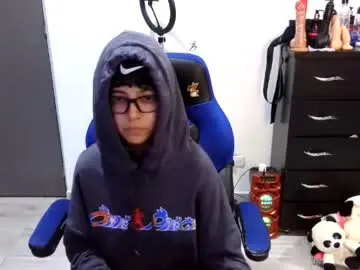 Chaturbate Live Sex Cam of thomascooper_cams