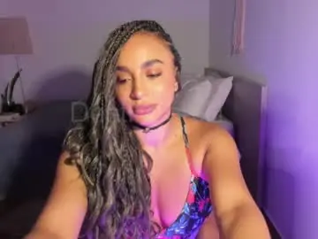 Chaturbate Live Sex Cam of destinnemil