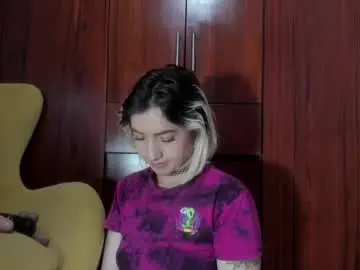 Chaturbate Live Sex Cam of carly_grasso