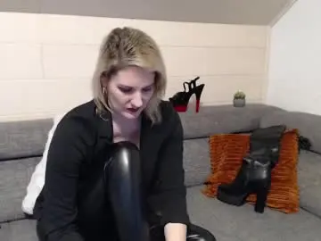 Chaturbate Live Porn of nora_noxx