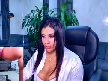 Chaturbate Live Porn of mia_hotwife