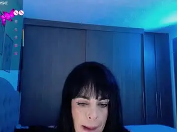 Chaturbate Live Sex Cam of violett_hottie