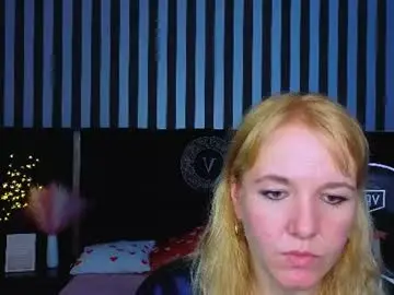 Chaturbate Best live sex cam show of kirra_salute