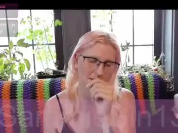 Chaturbate Free Porn Cam of kunzitegoddess