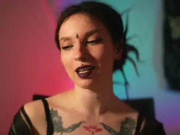 Chaturbate Free Porn Cam of _alicemorrison_
