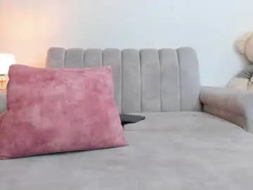 Chaturbate Watch Live Sex Cams of tharaaa_1