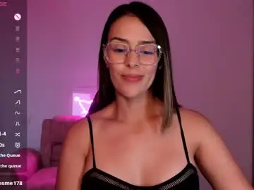 Chaturbate Adult Video Chat of alessandramoreli