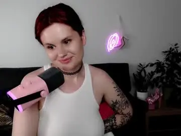 Chaturbate Nude Webcam of dellacrush_