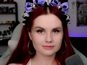 Chaturbate Live Sex Cam of dellacrush_