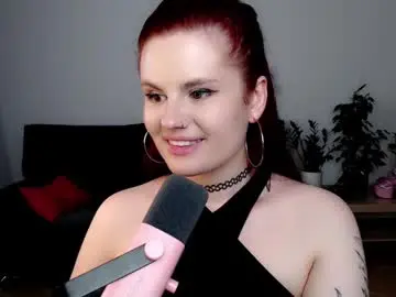 Chaturbate Free Live Porn of dellacrush_