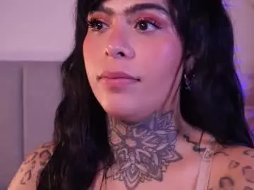 Chaturbate Live Porn of curvyliciouss