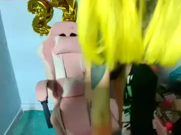 Chaturbate Live Sex Cam of barbie_strong