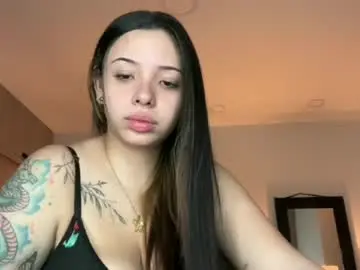 Chaturbate Free Porn Cam of _paulah2