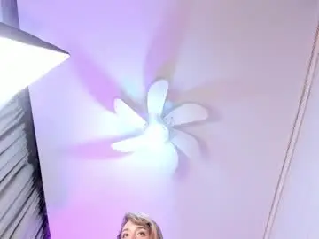 Chaturbate Live Sex Cam of thaliaaharlow