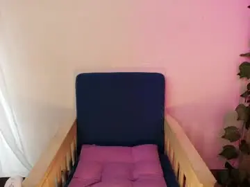 Chaturbate Free Porn Cam of christine_cardo