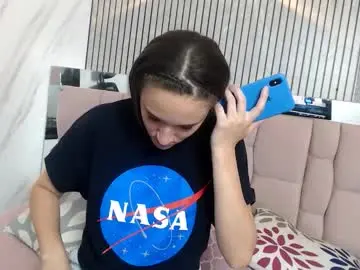 Chaturbate Sex Cam of sharlotte__jones