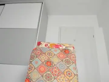 Chaturbate Watch Live Sex Cams of snow_flakee