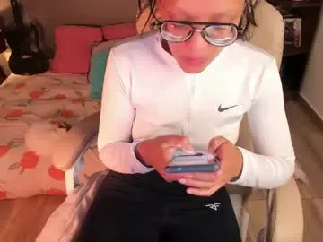 Chaturbate Nude Webcam of musicayluna
