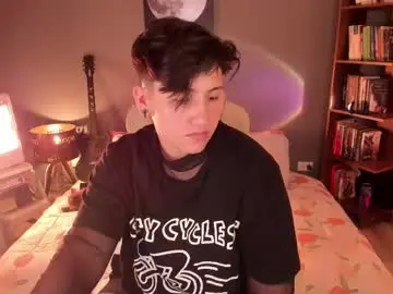 Chaturbate Live Sex Cam of musicayluna
