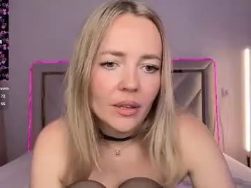 Chaturbate Nude Webcam of becaitsme