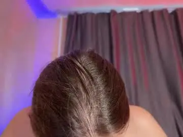 Chaturbate Nude Webcam of little_nymphomaniac1