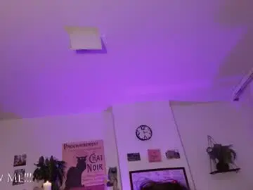 Chaturbate Sex Cam of darknes_lilith18