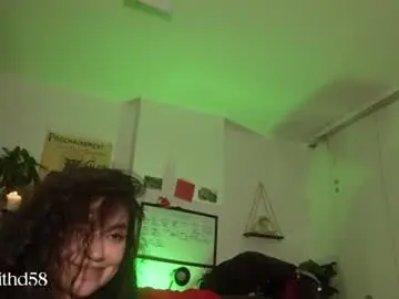 Chaturbate Sex Cam of darknes_lilith18