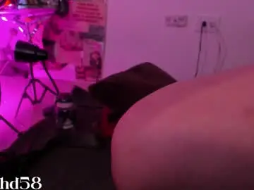 Chaturbate Free Porn Cam of darknes_lilith18