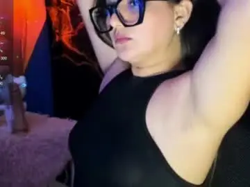 Chaturbate Live Sex Cam of tatissdeliciuss