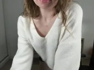 Chaturbate Nude Webcam of mia_luxx92