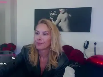 Chaturbate Live Porn of mistressevelyn_