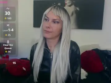 Chaturbate Watch Live Sex Cams of mistressevelyn_