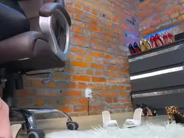 Chaturbate Free Porn Cam of mistress_milana_
