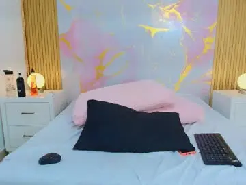 Chaturbate Nude Webcam of alishadixon