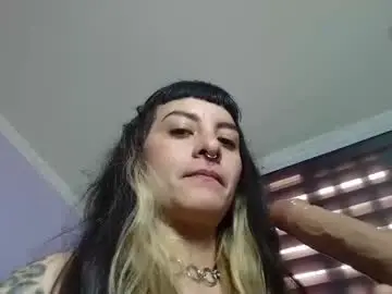 Chaturbate Live Porn of naughty_kittenm