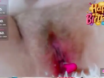 Chaturbate Live Sex Cam of christina_xxx